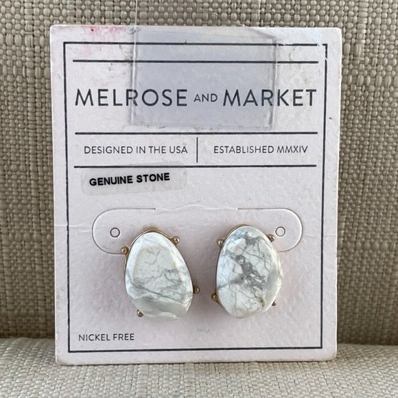 Melrose and Market Women Earrings White Stud Ear Jewelry New - Picture 1 of 12